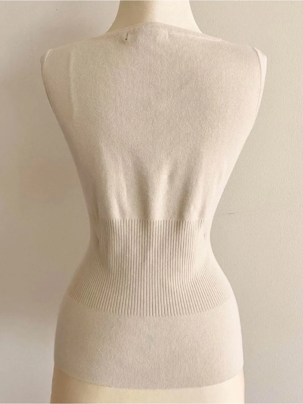 Willi Smith Cream Seamless Shaping Tank